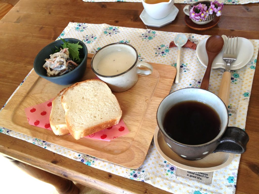 手ごねパン教室 Smiling Bread